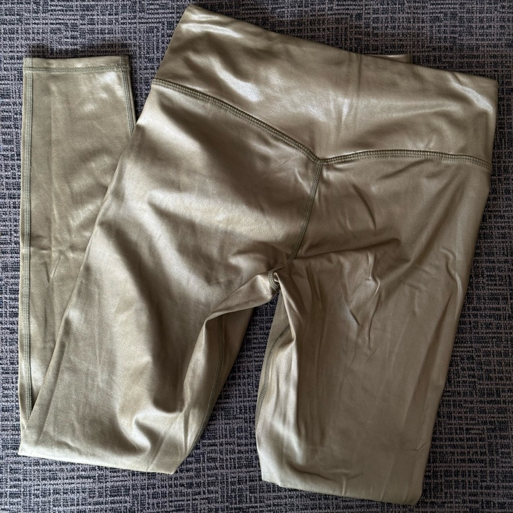 Fabletics Olive Green Workout Set - Picture 6 of 6
